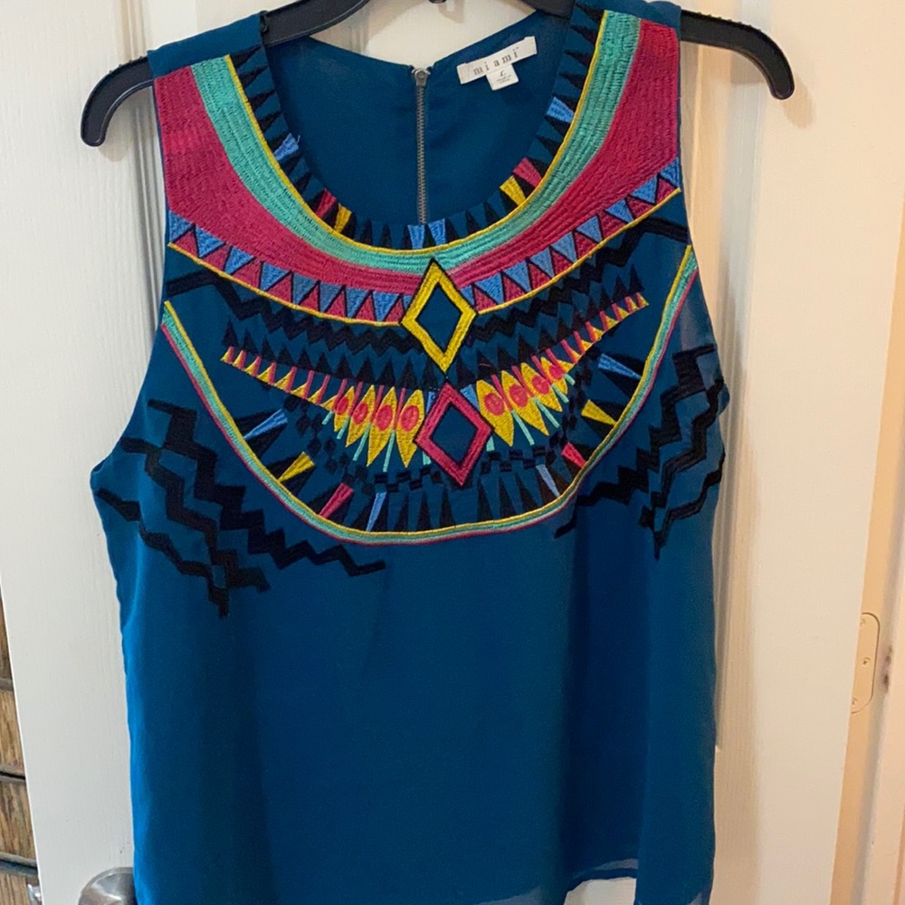 Embroidery top